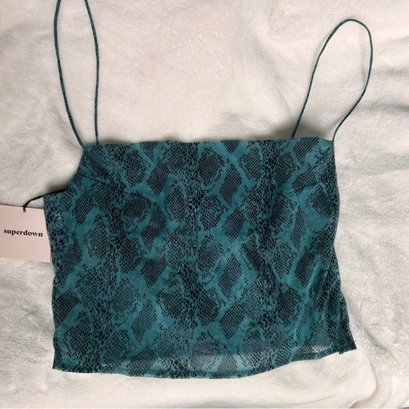 Superdown top - Picture 5 of 5